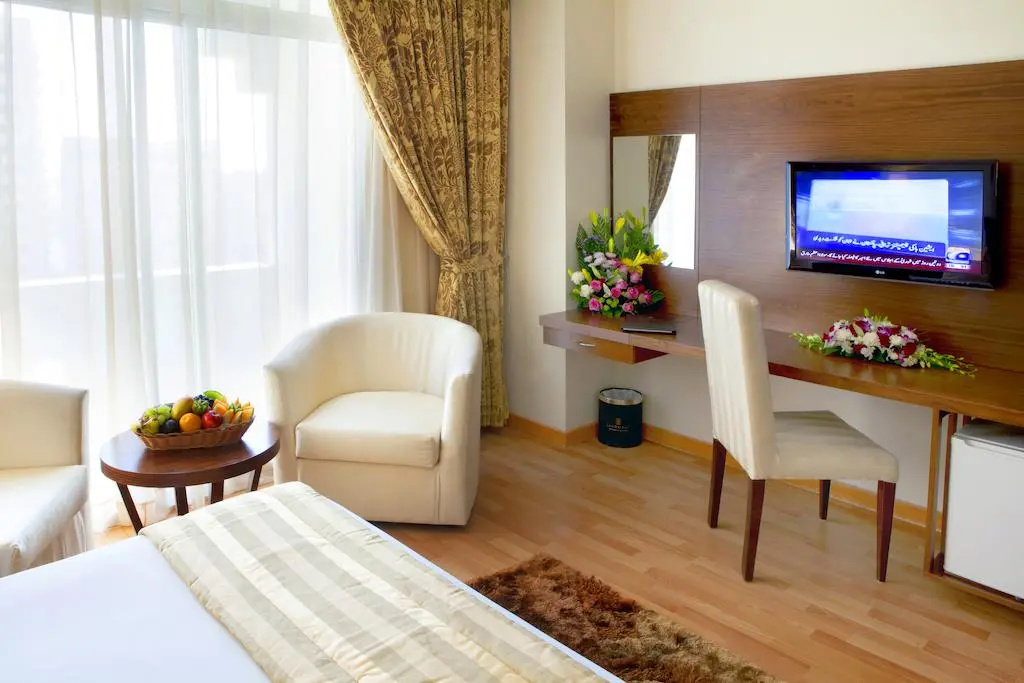 Classic Double room (full double bed)