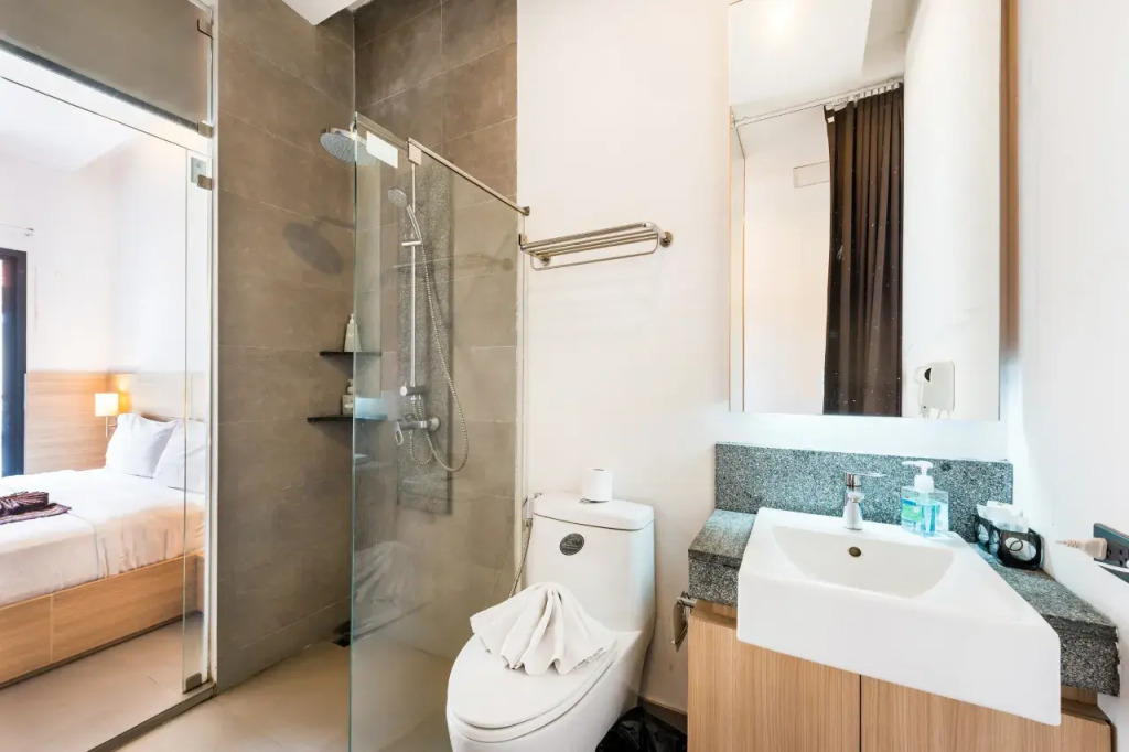 Двухместный номер Superior Grand с балконом двуспальная кровать в Отель My Hotel Phuket