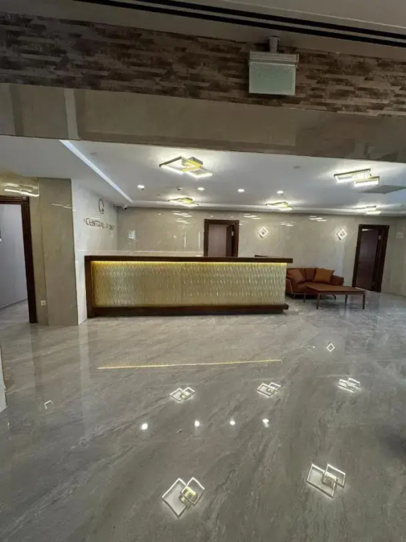 Lobby & Reception