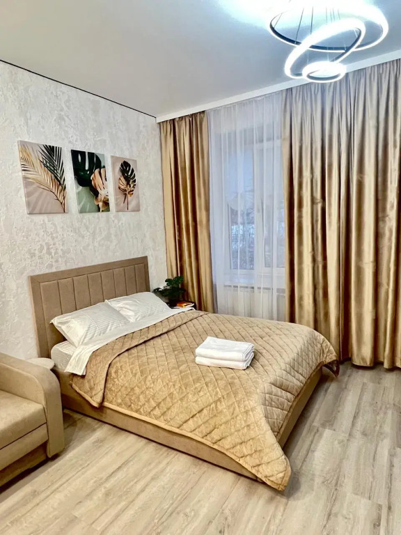 Квартира Красивая студия, 2 кровати - фото 4