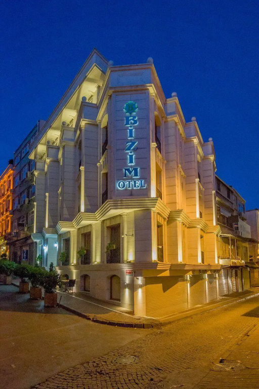 Bizim Otel — фото