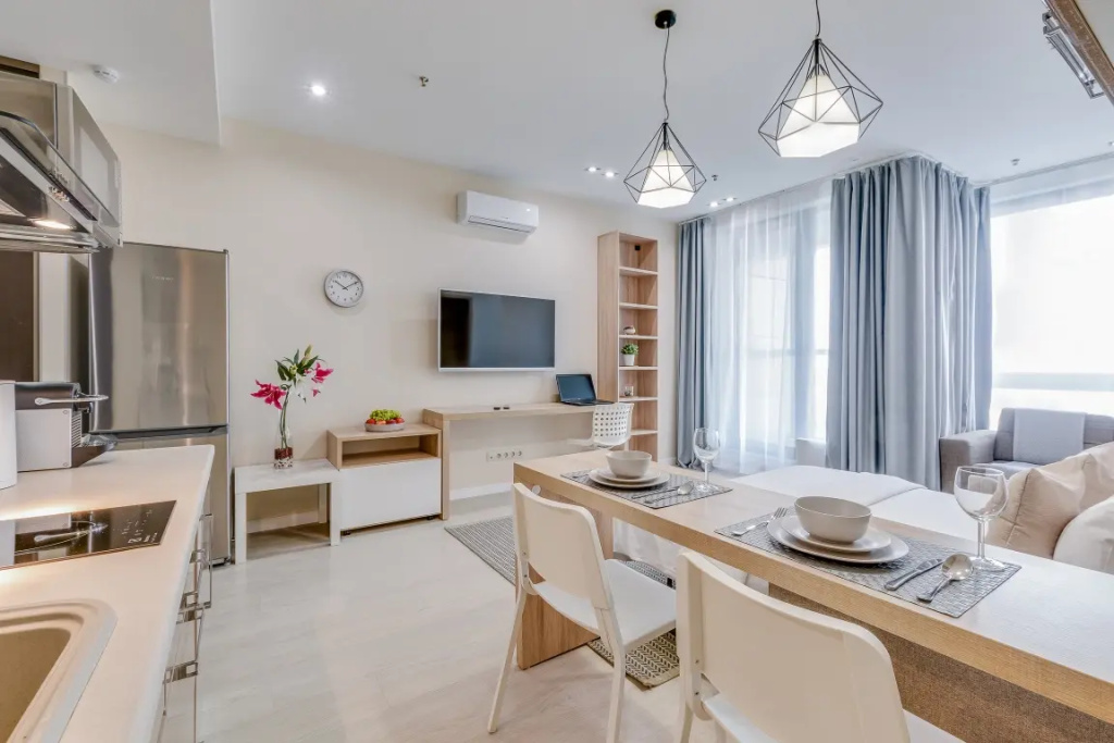 Апартаменты Премиум с Балконом и Видом на Город Business Apartments — фото