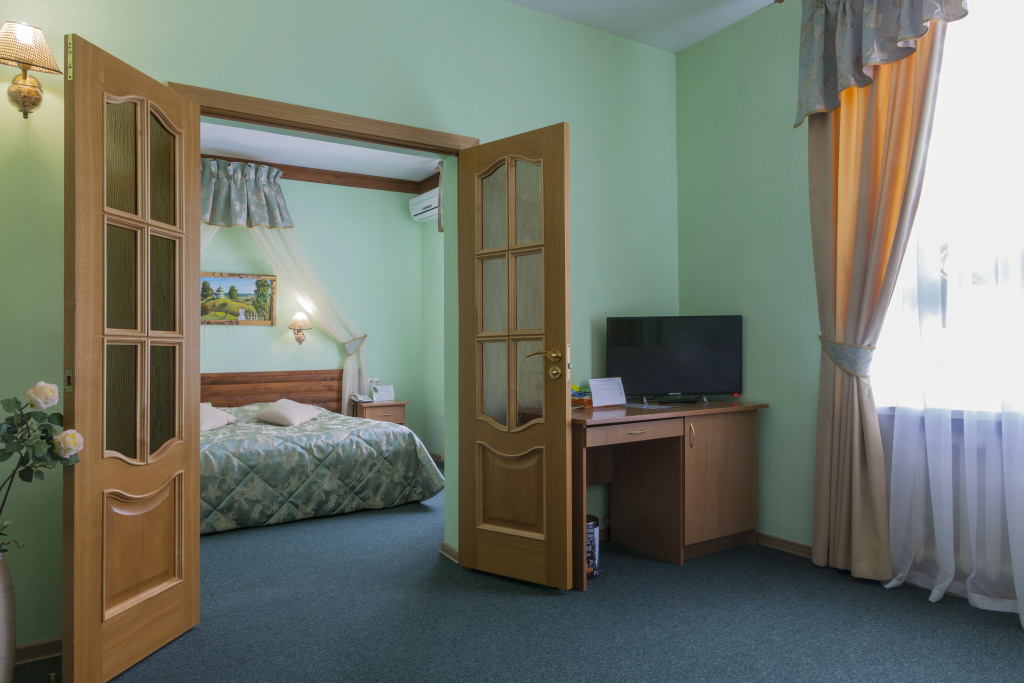 Snegurochka Hotel Room Type - Double Suite full double bed
