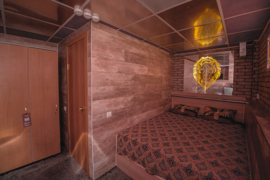 Standard No.10 Double Basement room (full double bed)