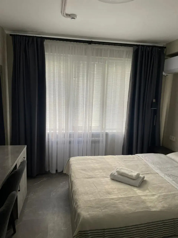 Standard room with courtyard view