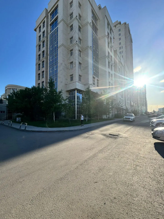 Prostornye Apartamenty nedaleko ot Ekspo, Apartments
