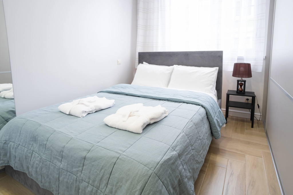 Отель Апартаменты Red Apartments Арт Лайт Сити Лондон в Сириусе