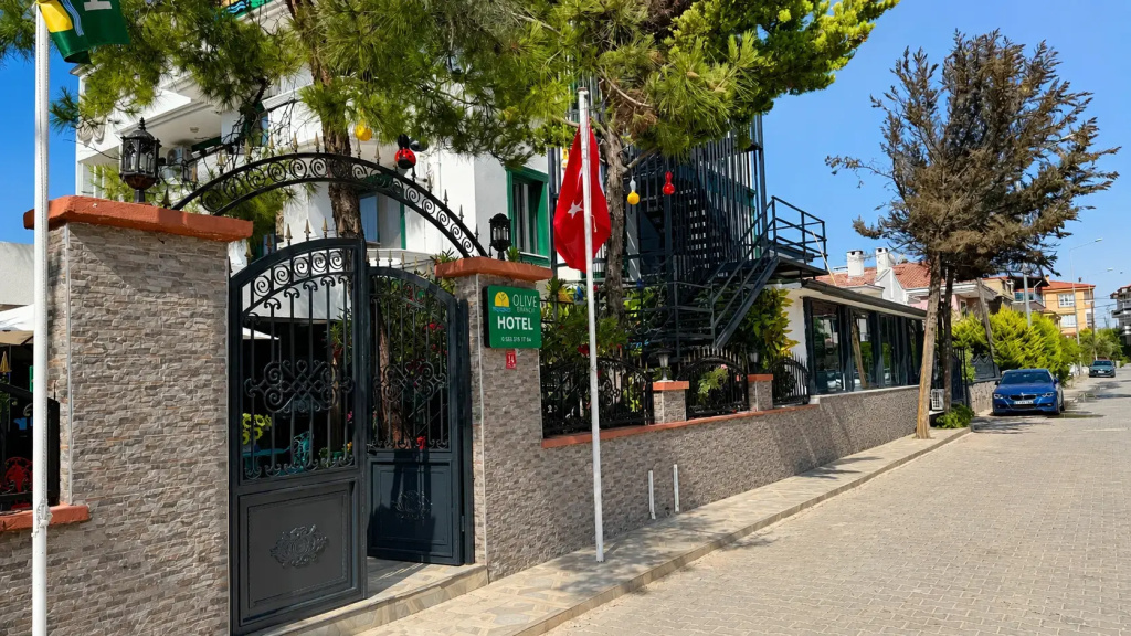 Hotel photo 12