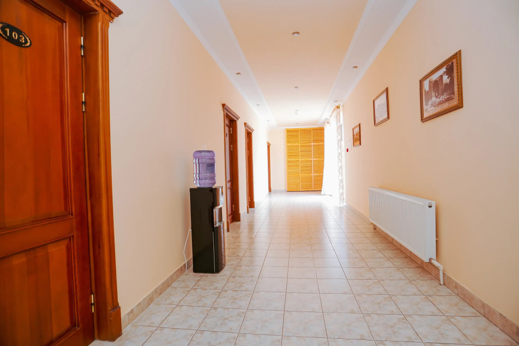 Hotel photo 11