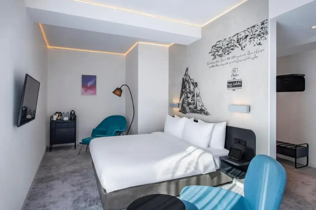 Golden Tulip Design Tbilisi, Тбілісі, Грузія мініатюра 27