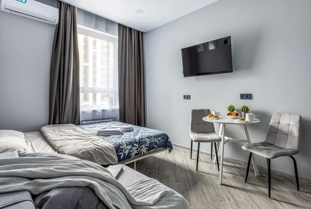 Апартаменты LikeHome life Спартак Движение Трехместная Студия с Кухней — фото