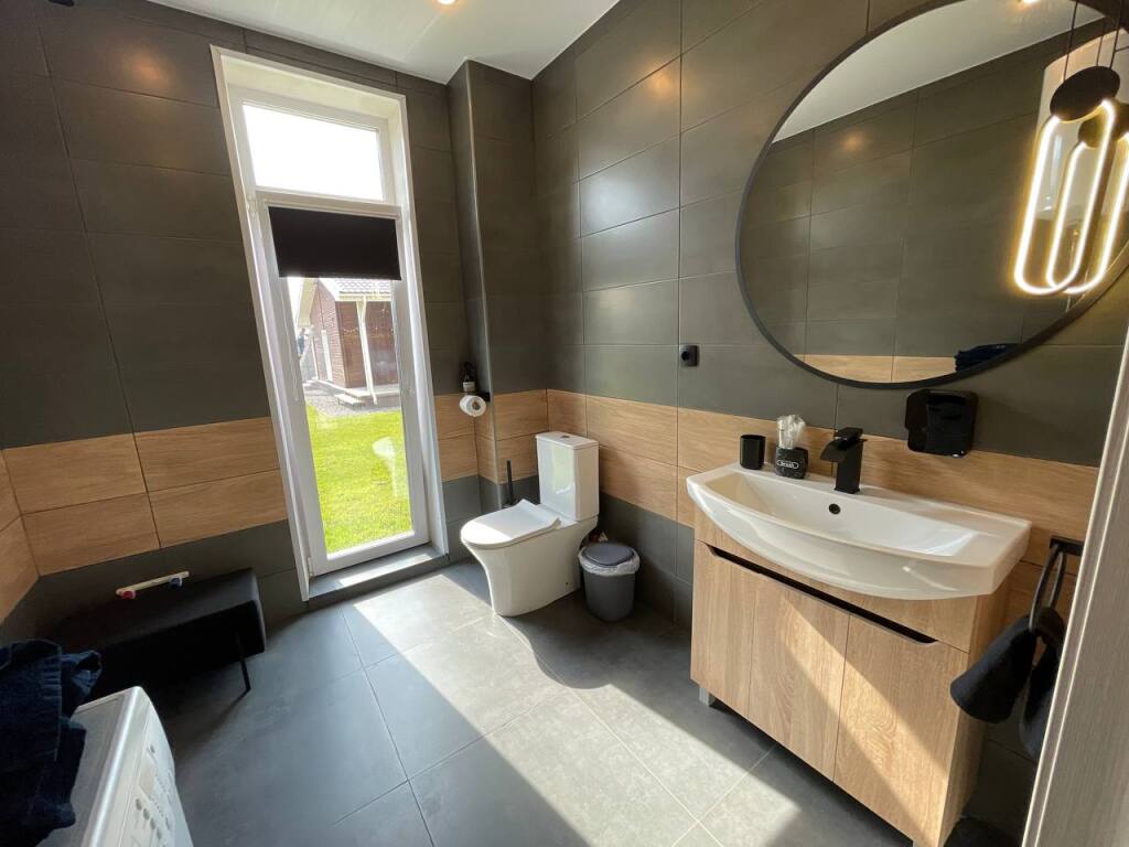 Коттедж рядом с пляжем в Yousinn Home