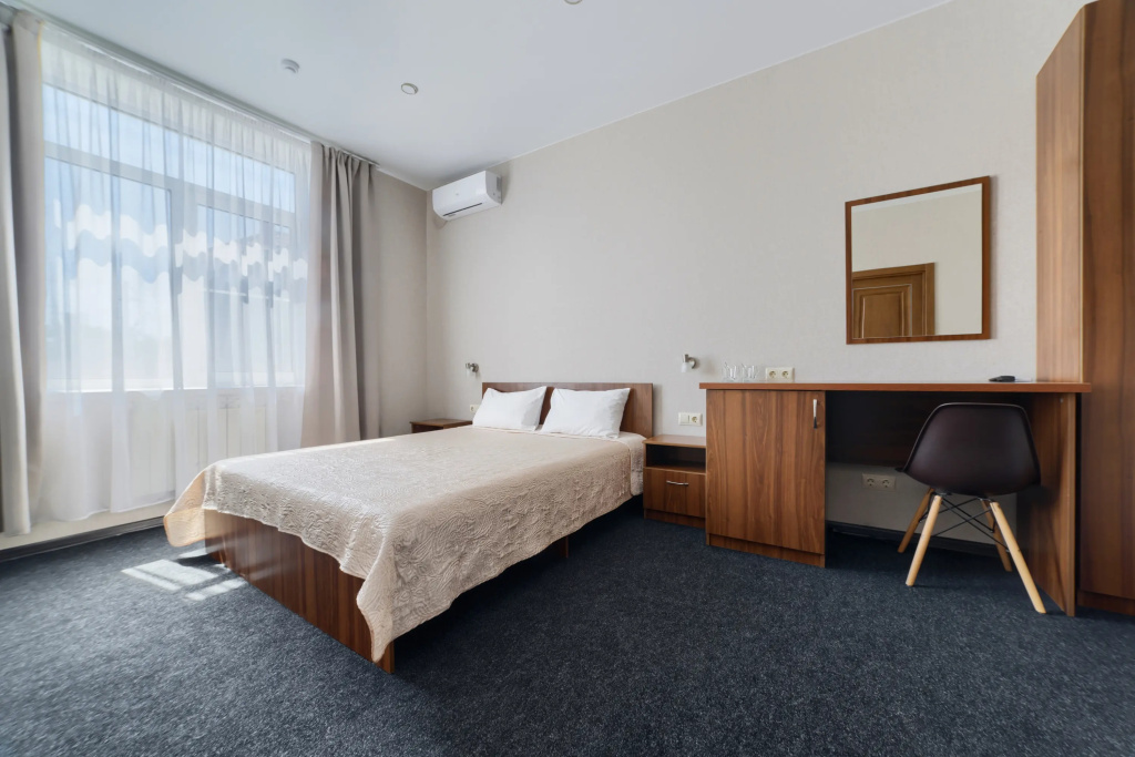 HitOtel Hotel Room Type - Standard Double room full double bed