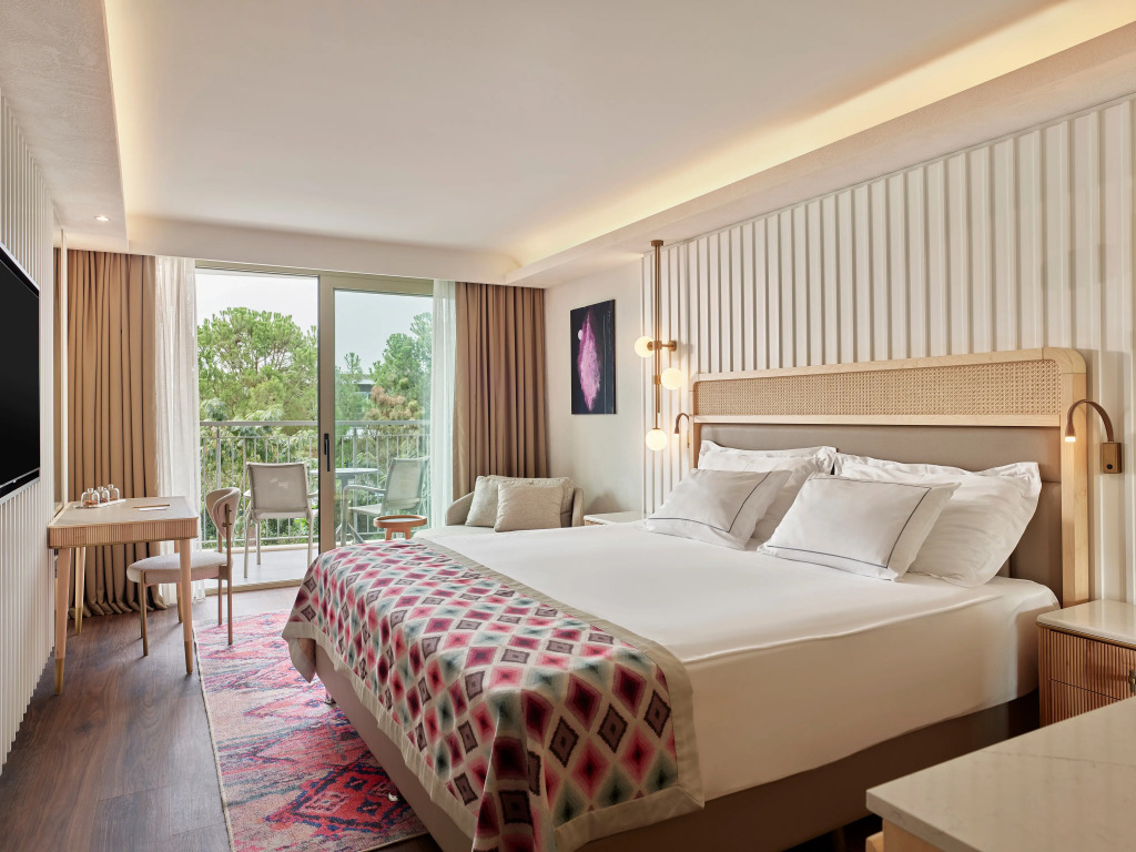 Lara Barut Collection image rooms