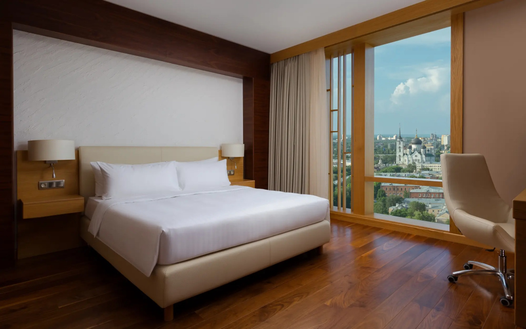 Voronezh Marriott Hotel Room Type - Premium Double Suite with city view full double bed