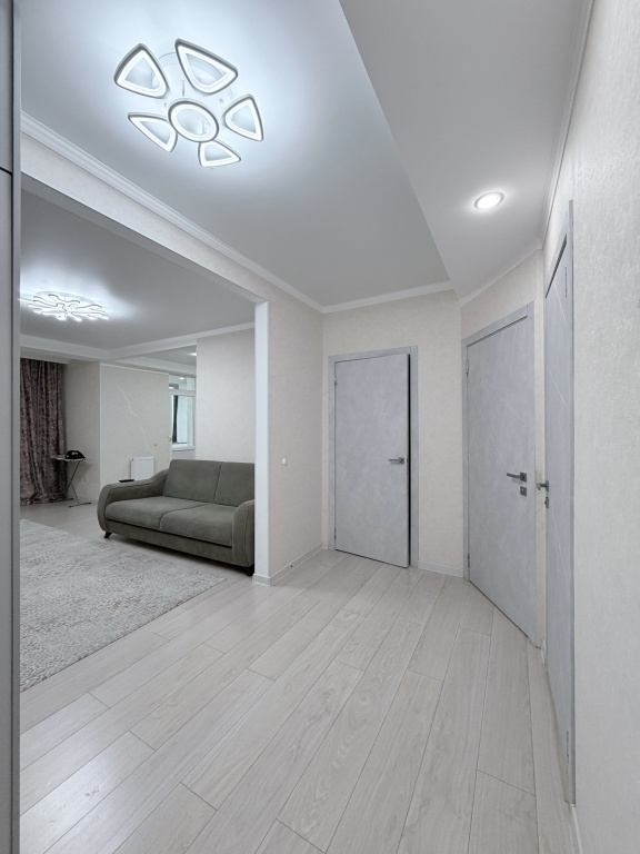 3-Komnatnye Apartamenty | Zhk Toronto | Levy Bereg Flat