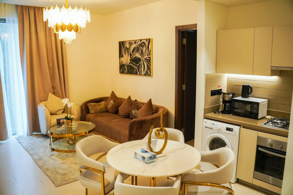 Vserve 2br Perfect Blend Of Luxury, Comfort & Convenience Apartments