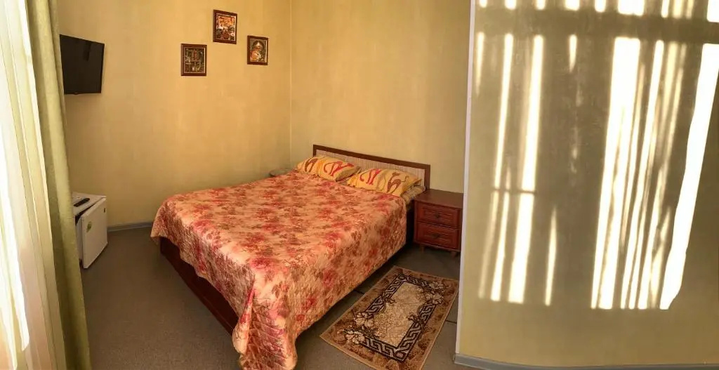 Economy Double room (full double bed)