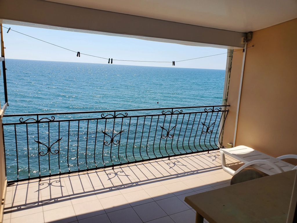 Standard Triple room with balcony
