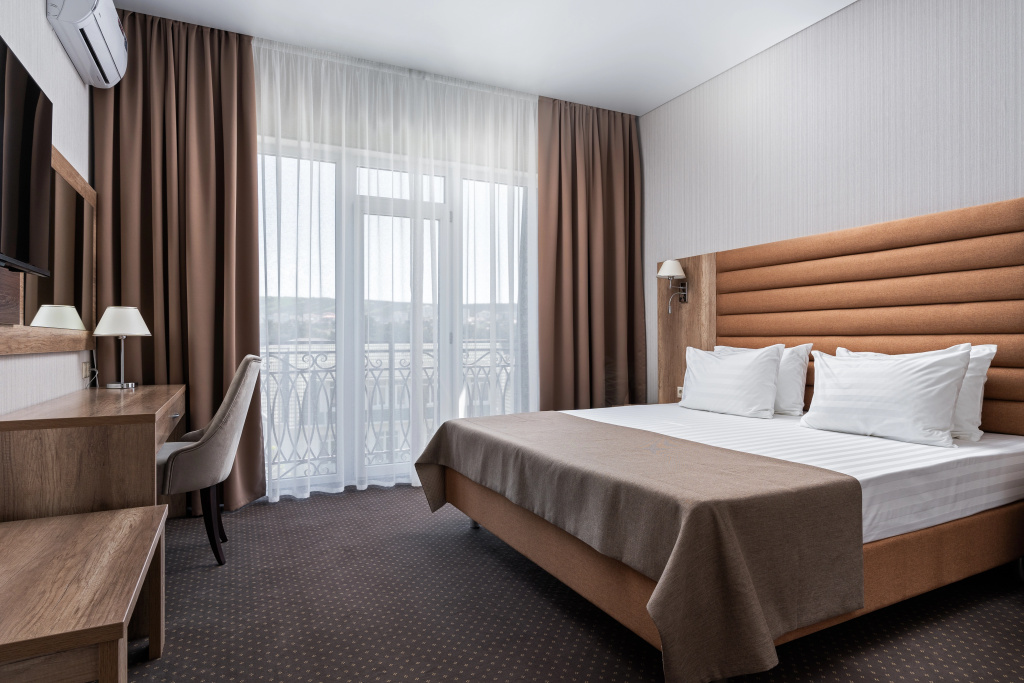 Trianon Hotel Room Type - Standard Double room full double bed