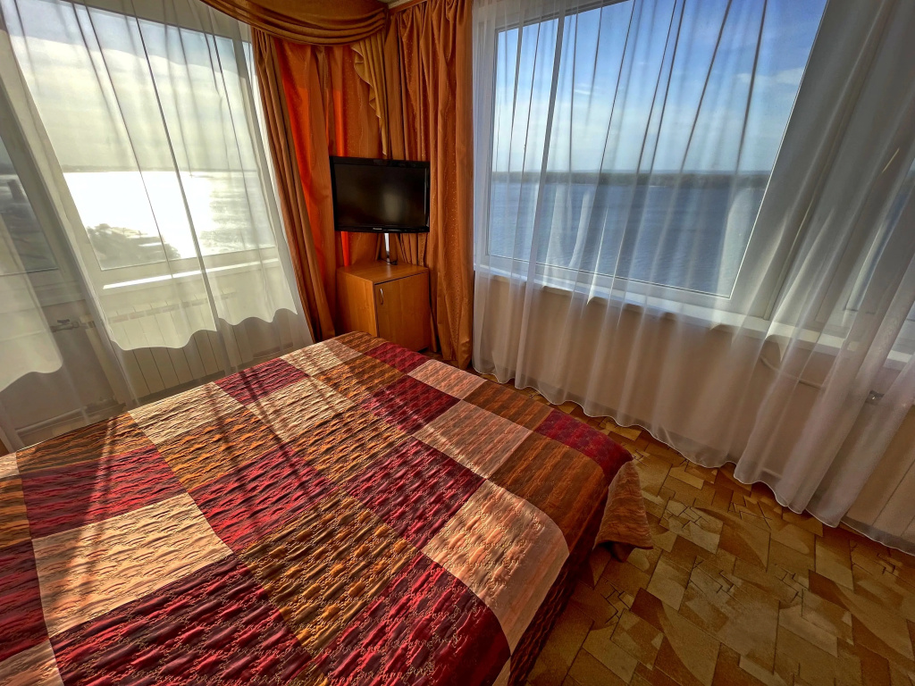 Standard Double room with view (full double bed)
