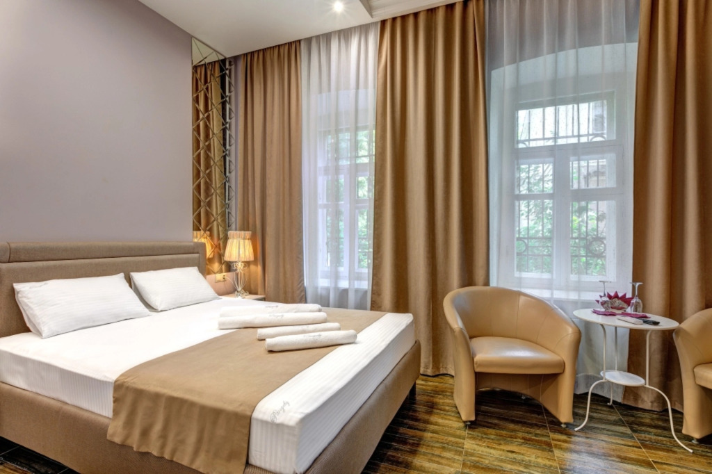 Номер Premium в Часы