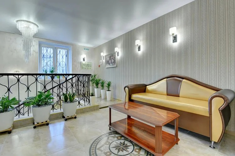 Lobby & Reception