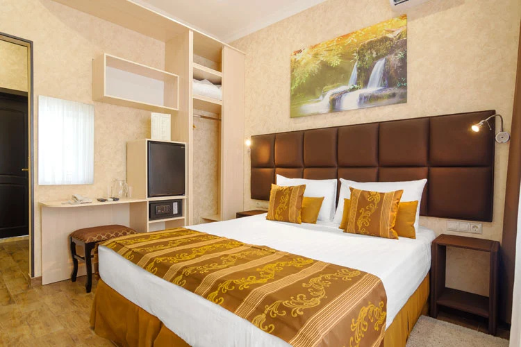 Zara Hotel Room Type - Standard Double room full double bed