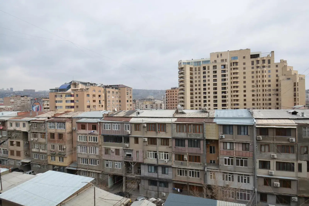 Perte House on Saryan street 20/1 Apartments