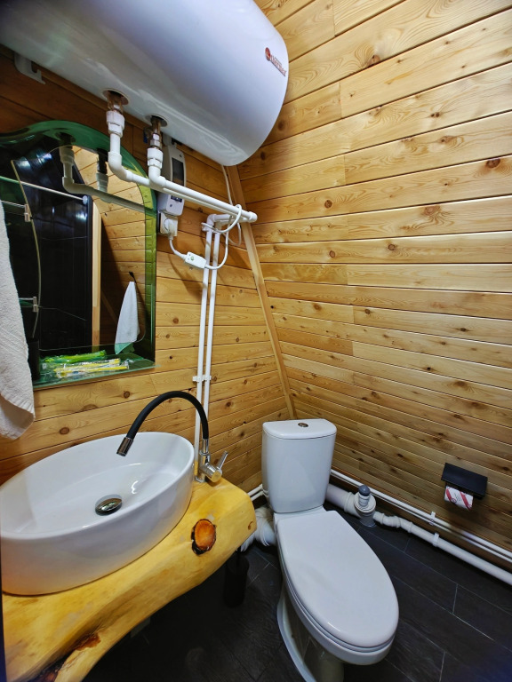 Коттедж с видом на реку в Брусника