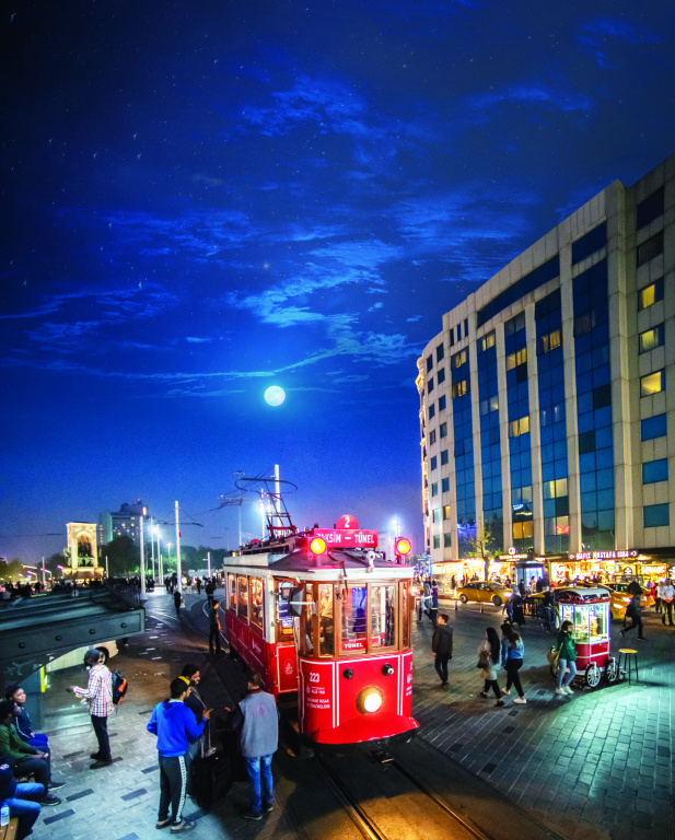 Отель Taksim Square