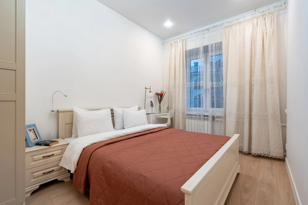 Отель Апартаменты Sergeew Apartments 3-х комнатный Делюкс на Набережной Макарова в Санкт-Петербурге