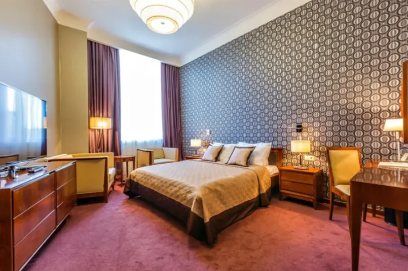 Hotel Rajkin Plaza Room Type - VIP Double Apartment full double bed