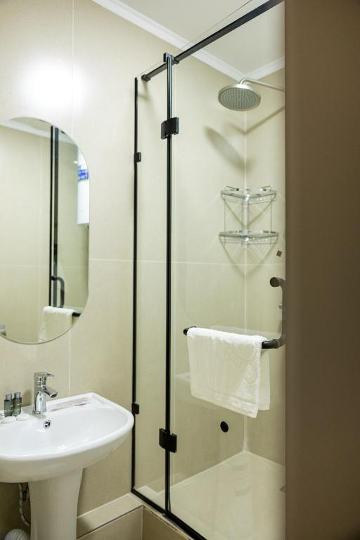 Отель Avant Hotel