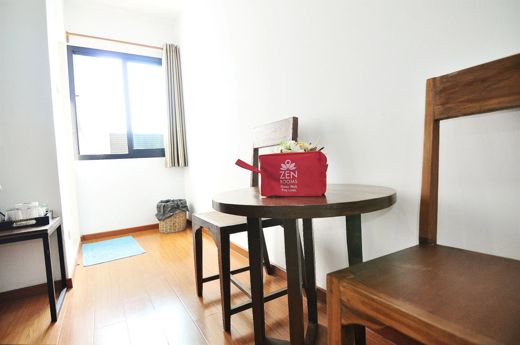 ZEN Rooms Suthisan Hotel - Général
