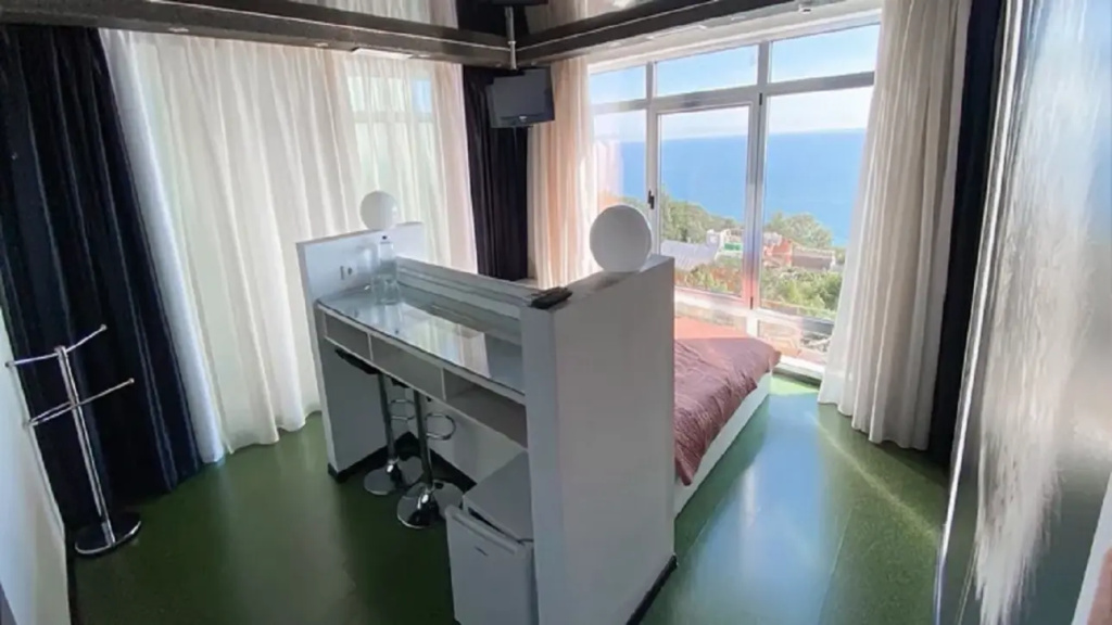 Atmosfera Detox & Spa Room Type - Double Junior Suite with park view full double bed