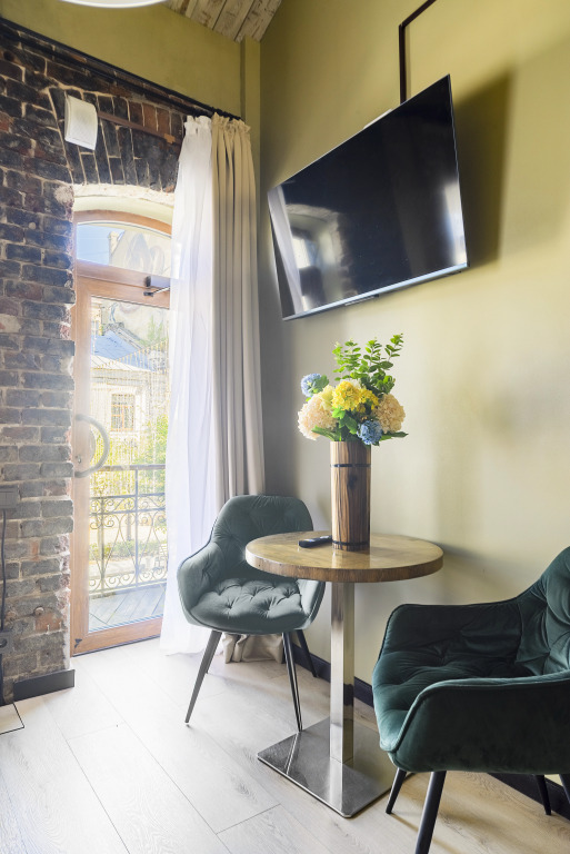 Двухместный номер Comfort с балконом 2 отдельные кровати в 28/29