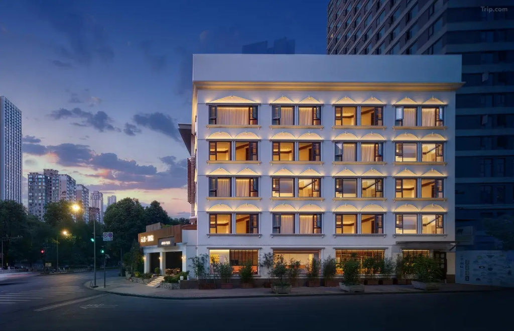 Chengdu Yunduo Chinese Inn Chunxi Road Hotel
