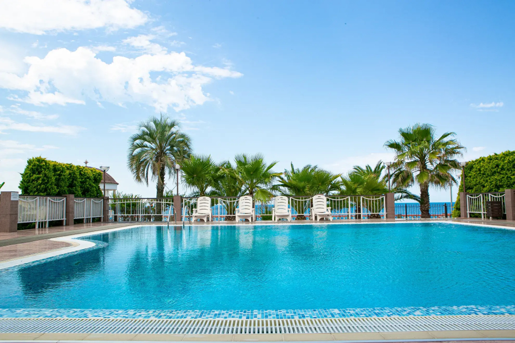 Alex Beach Hotel