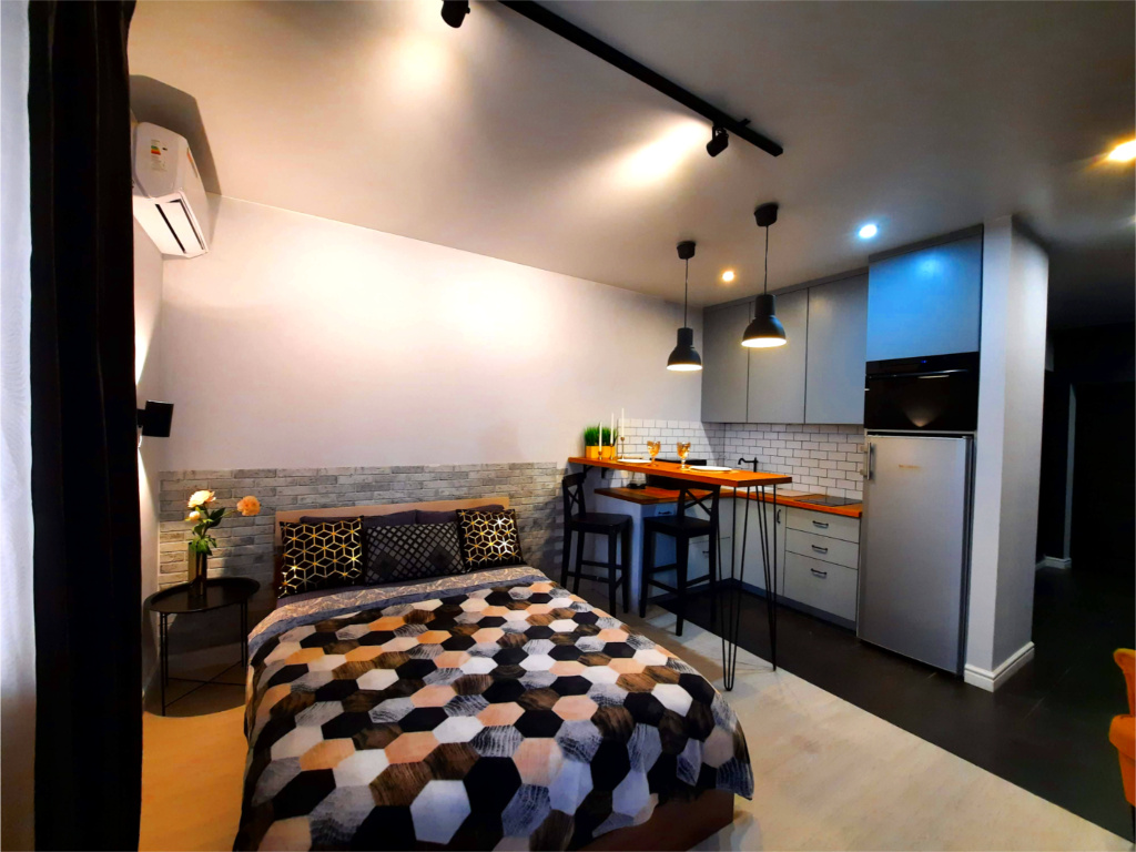 Квартира The Loft Уютная Студия у Метро Новокосино — фото