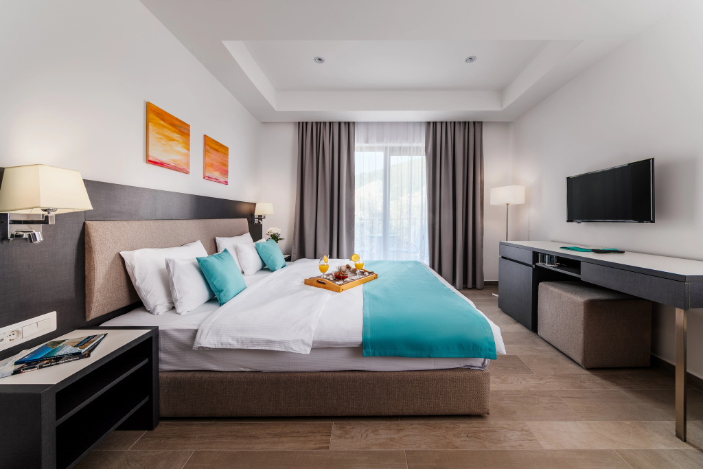 Standard Double room with balcony (full double bed)