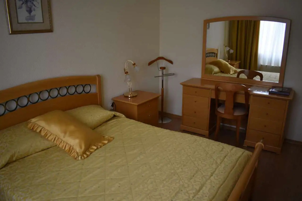 Double Junior Suite with balcony and with view (full double bed)