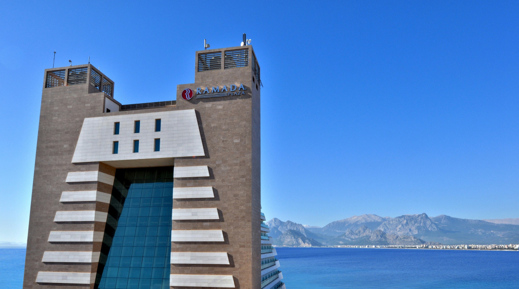 Ramada Plaza by Wyndham Antalya — фото