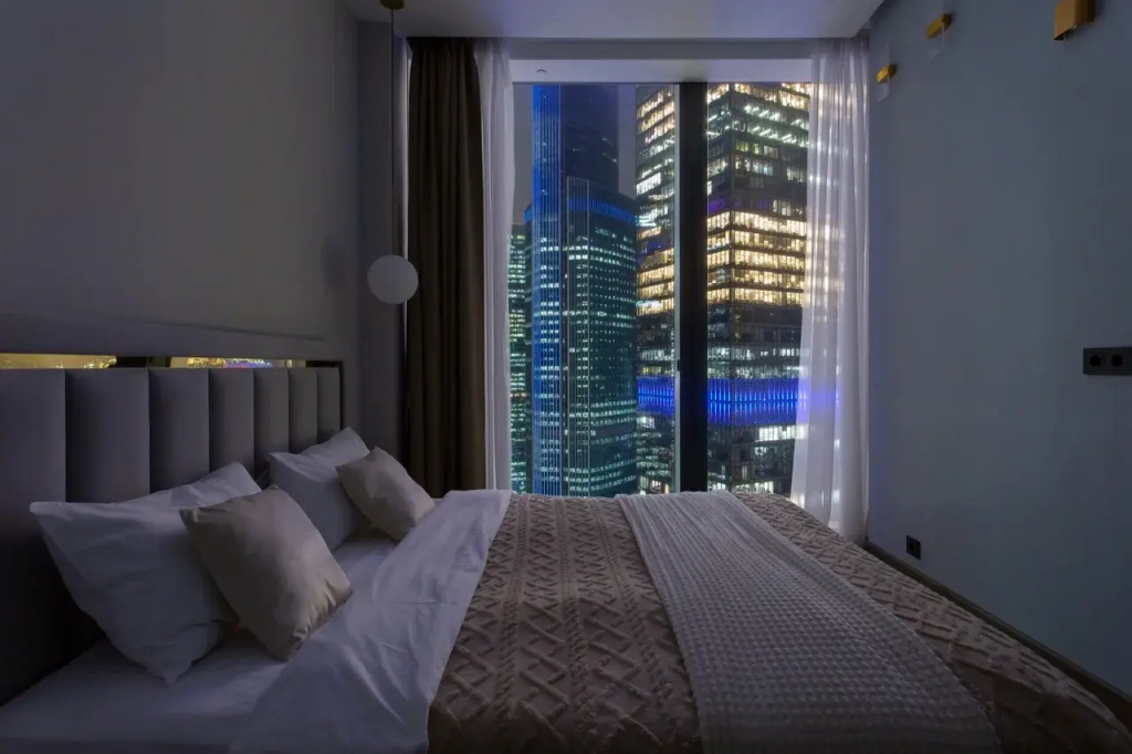 Апартаменты Sky City Moscow Особенный вид на Лужники, Парк Победы, башни и город! — фото