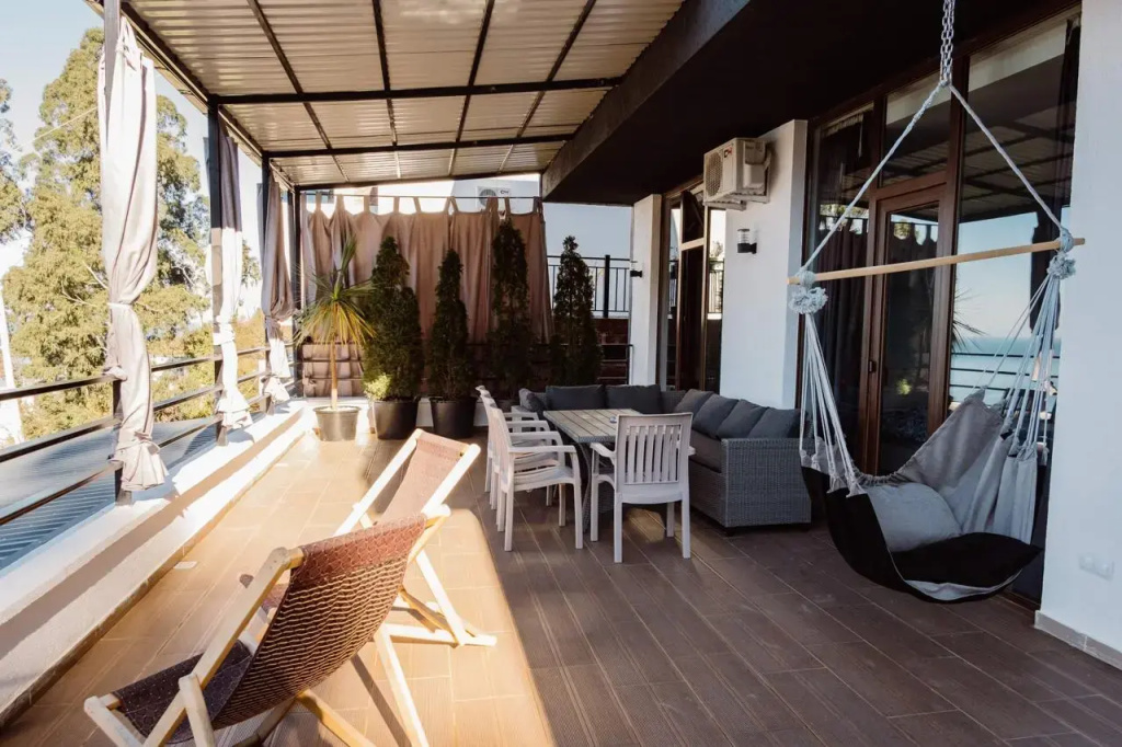 Evkalipt Kvariati Villa