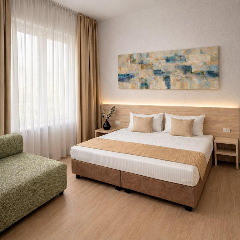 Basic Double room (full double bed)