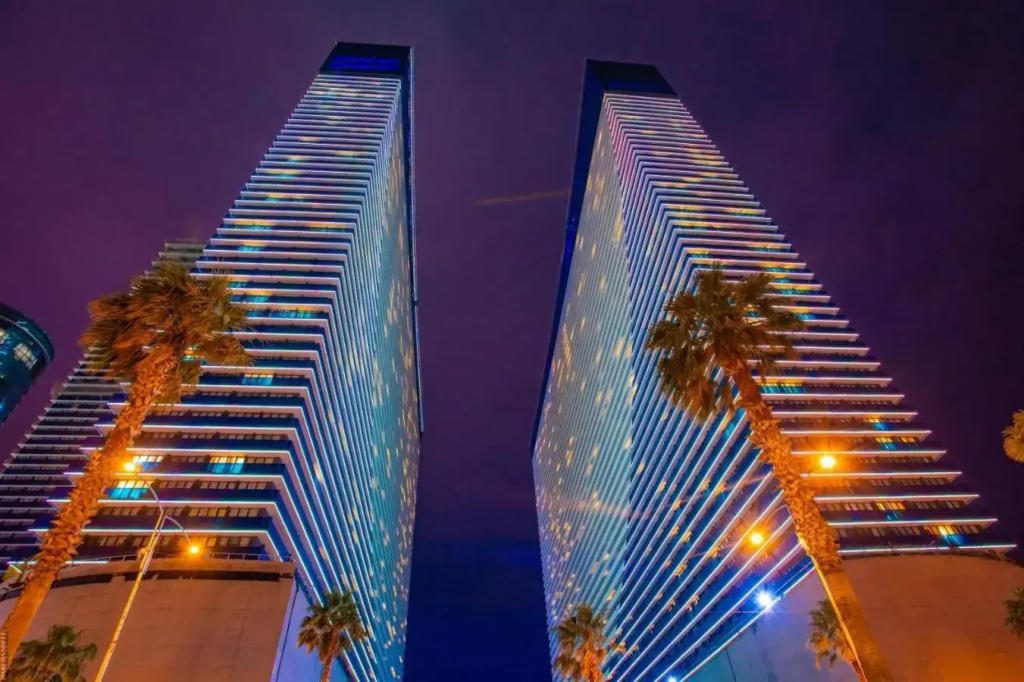 U Morya s Shikarnym Vidom v Apart-Otele Orbi City (novy Batumi, Alleya Geroyev) 1057S Apartments