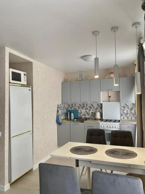 Квартира Просторная 2-к., 4 кровати - фото 5