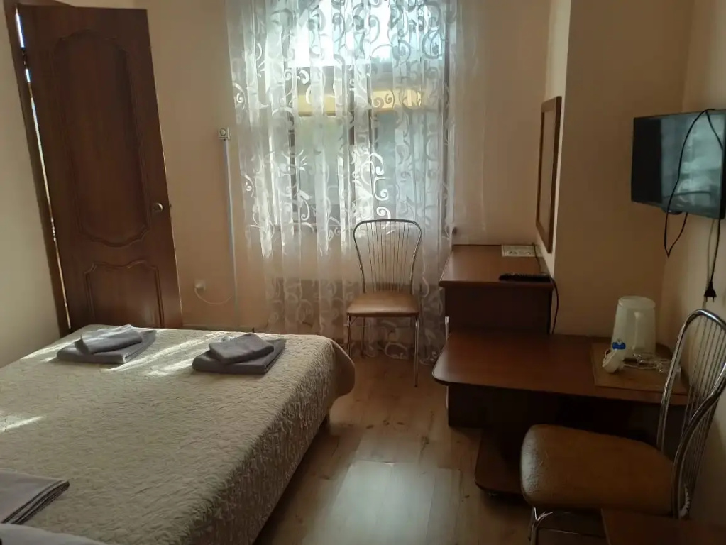 Standard Double room (full double bed)
