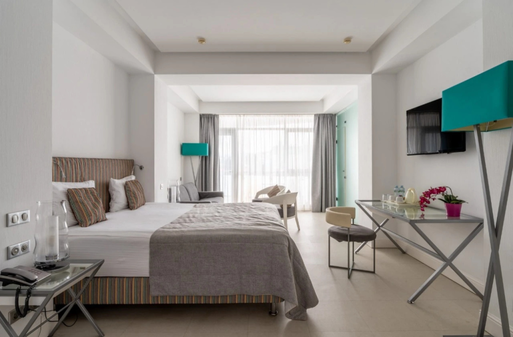 Hotel Butik-Otel Adriano Room Type - Deluxe Double room with city view full double bed